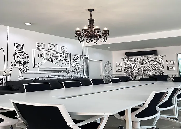 ホテル Rq Sukhumvit 50 By Collection O バンコク都