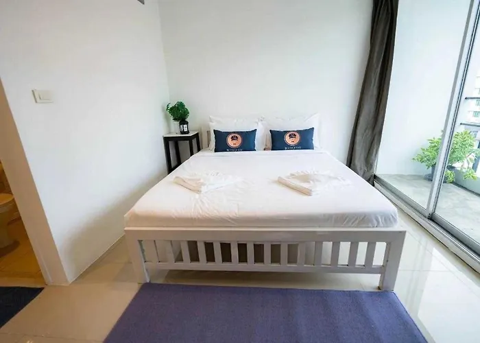 Rq Sukhumvit 50 By Collection O ホテル
