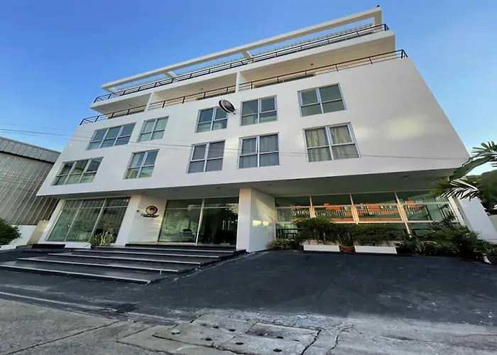 ホテル Rq Sukhumvit 50 By Collection O バンコク都